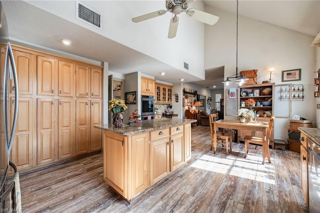 22800 N River Rd, Alva, FL 33920 Photo