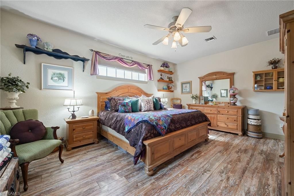 22800 N River Rd, Alva, FL 33920 Photo