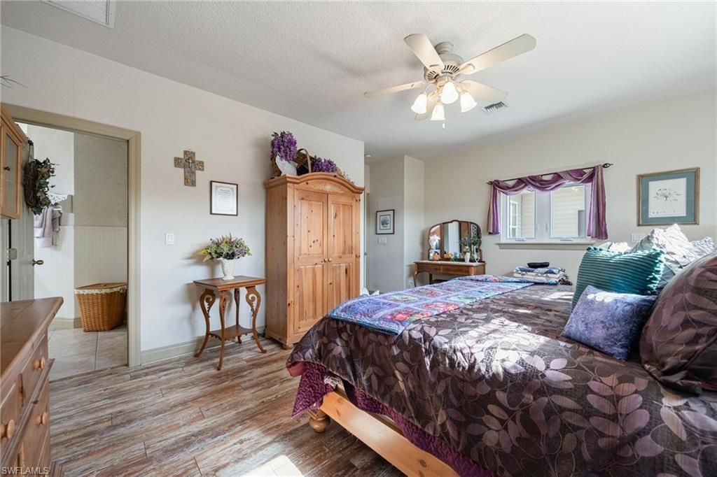 22800 N River Rd, Alva, FL 33920 Photo