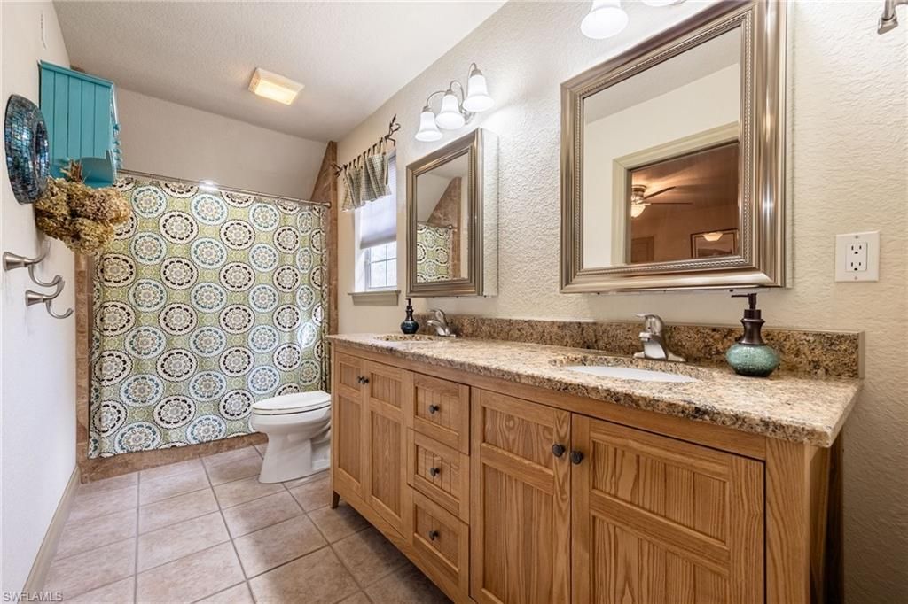 22800 N River Rd, Alva, FL 33920 Photo