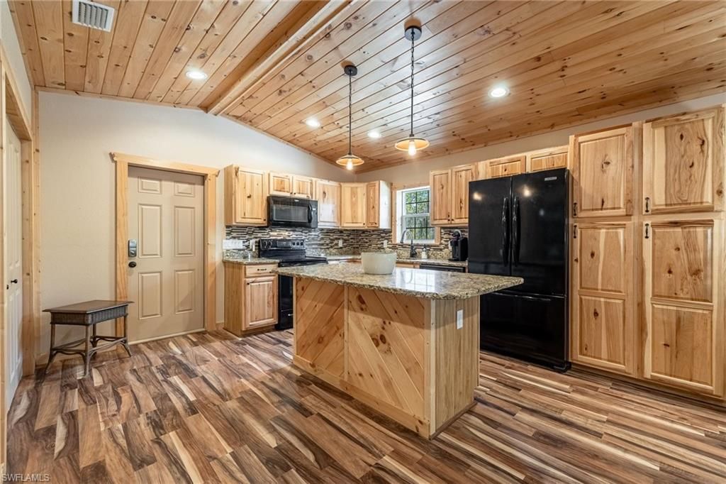 22800 N River Rd, Alva, FL 33920 Photo