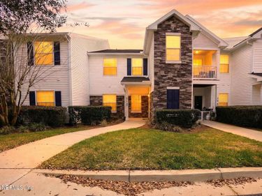 575 OAKLEAF PLANTATION Parkway, Unit 714, Orange Park, FL 32065