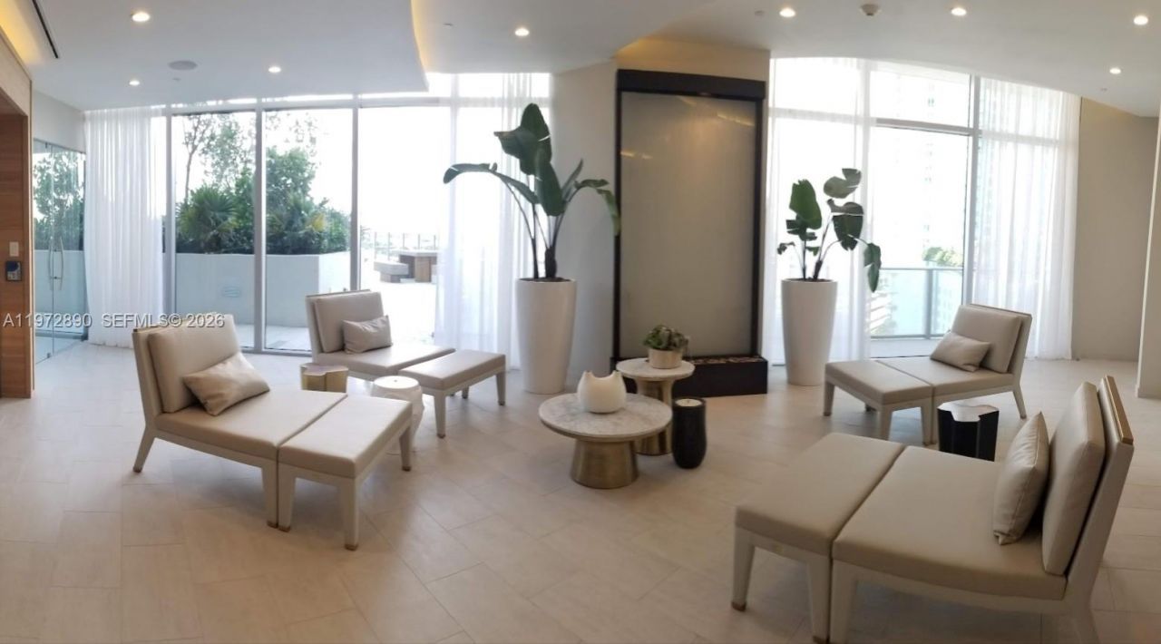 488 NE 18th St , Unit 2008, Miami, FL 33132 Photo