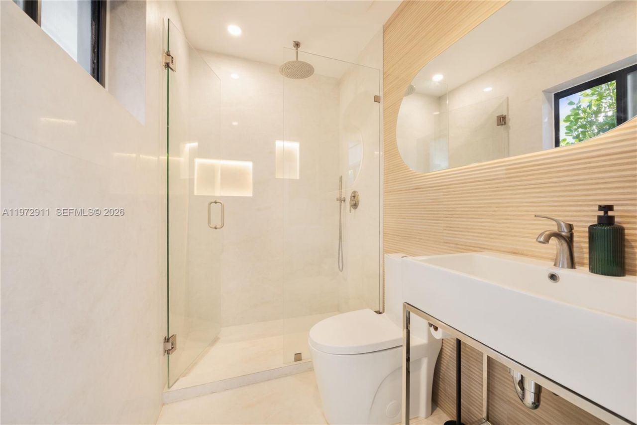 1860 SW 13th St, Miami, FL 33145 Photo