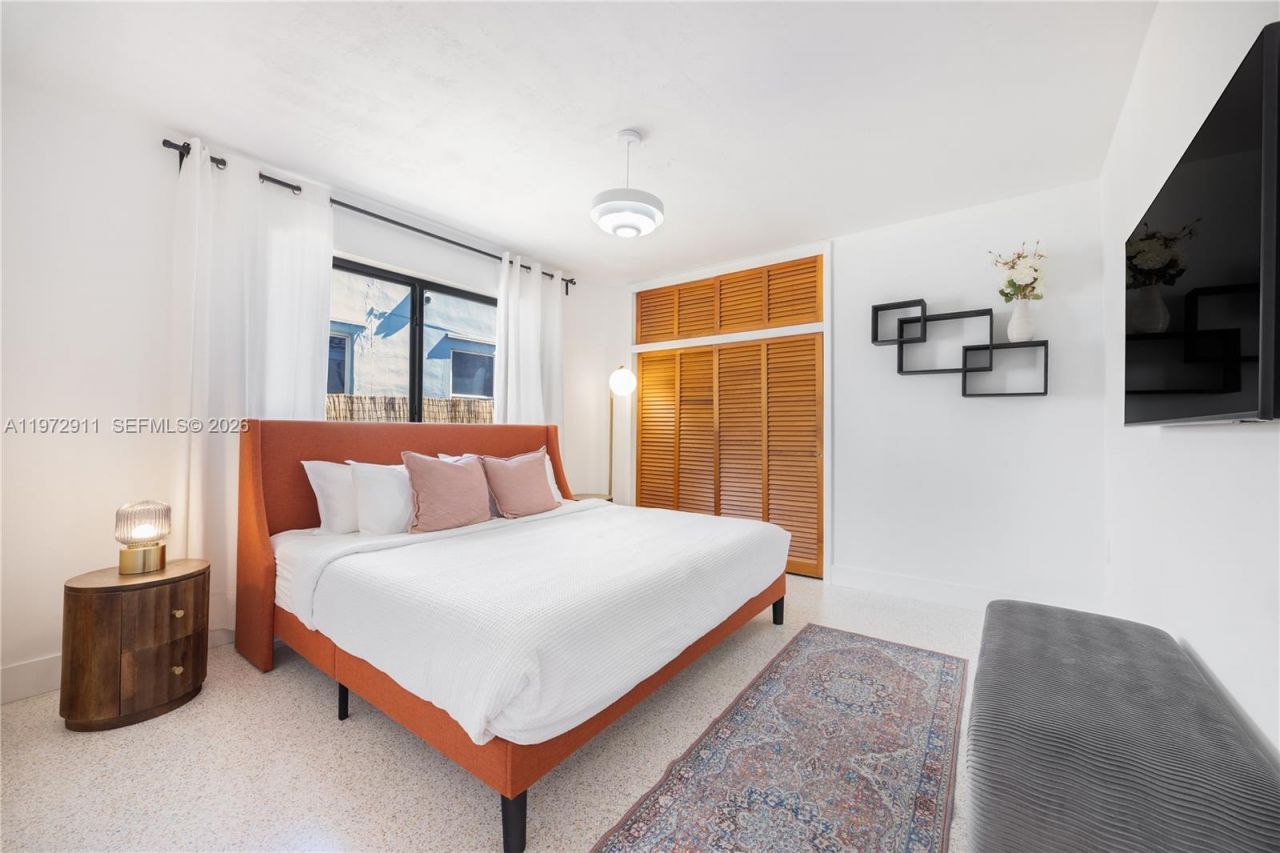 1860 SW 13th St, Miami, FL 33145 Photo