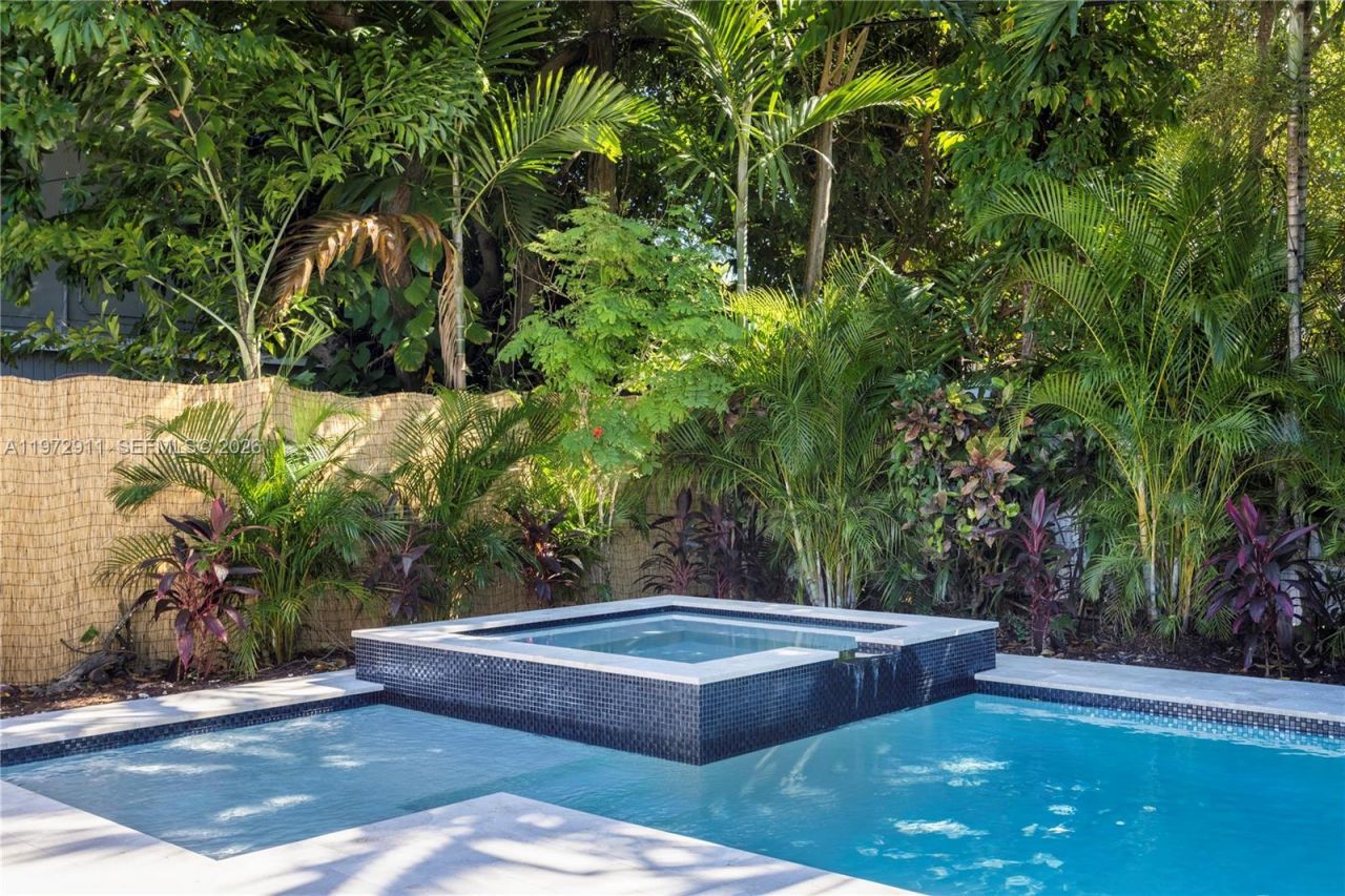 1860 SW 13th St, Miami, FL 33145 Photo