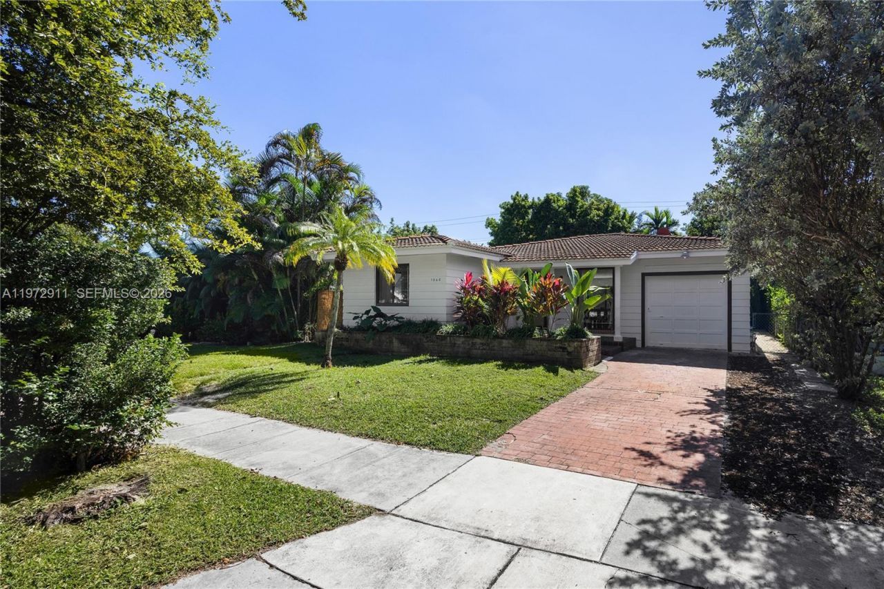1860 SW 13th St, Miami, FL 33145 Photo