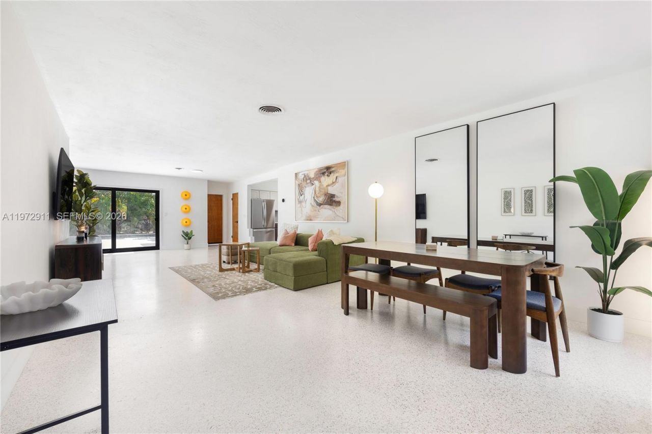 1860 SW 13th St, Miami, FL 33145 Photo