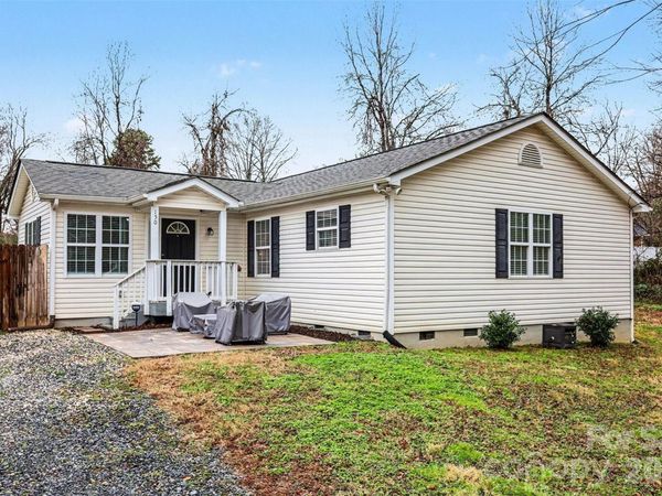 150 Waco Avenue , Kannapolis, NC 28083