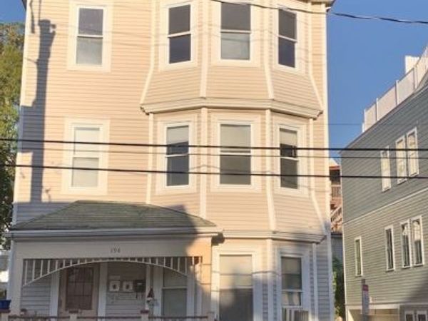 194 Boylston St, Boston, MA 02130
