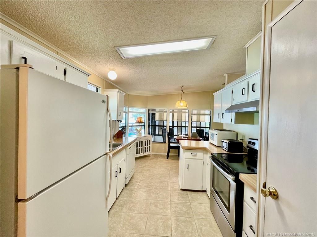 16171 Five Wood Way Sw, Indiantown, FL 34956 Photo