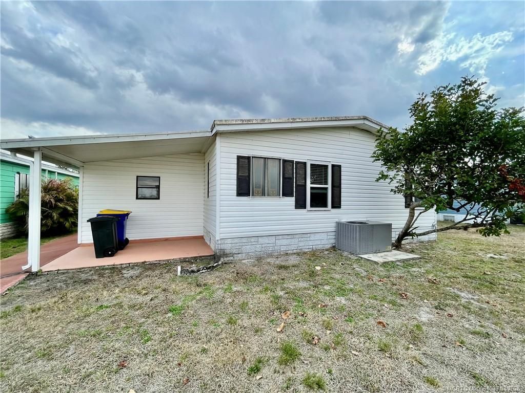 16171 Five Wood Way Sw, Indiantown, FL 34956 Photo