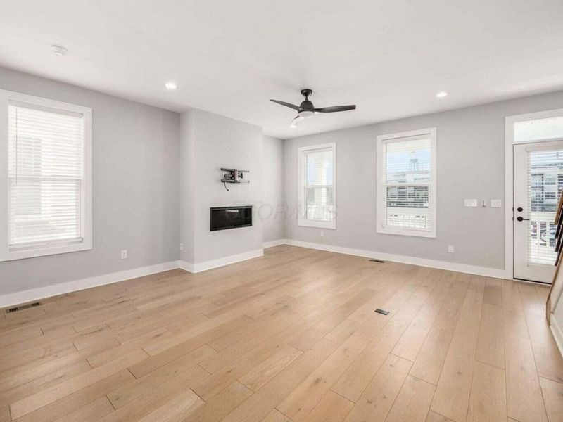 1187 Cromartie Lane, Columbus, OH 43201 Photo 12