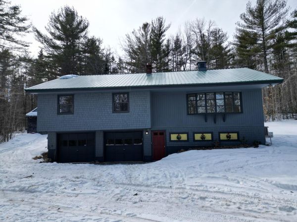 39 S Road, Lee, ME 04455