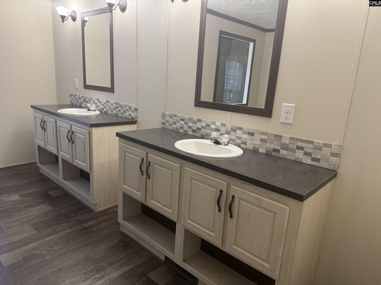 165 Ash Hill Drive  Photo 16