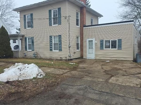 80 S Hartford Avenue , Centerburg, OH 43011