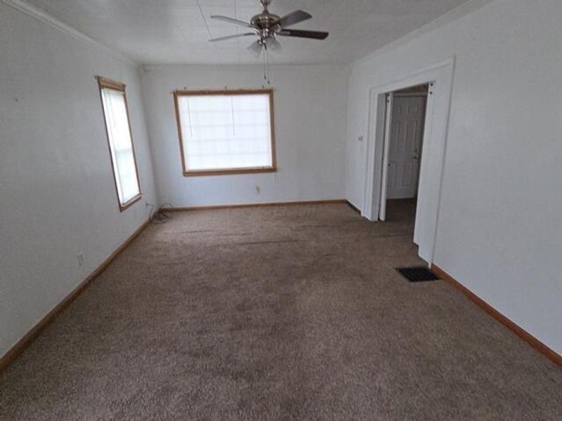 80 S Hartford Avenue , Centerburg, OH 43011 Photo 5