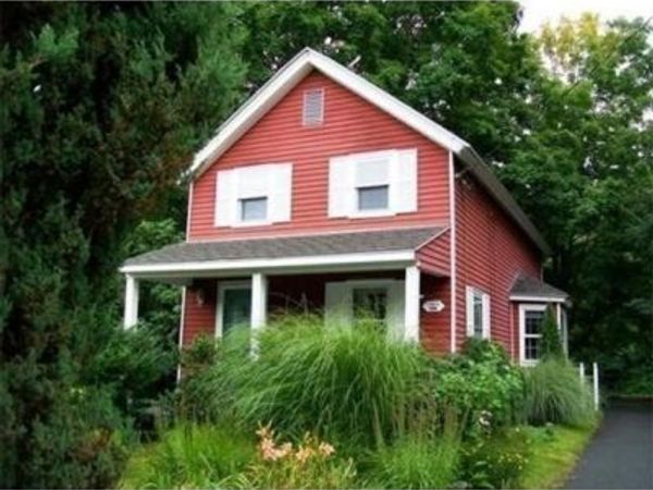 46 Chestnut Street, East Longmeadow, MA 01028