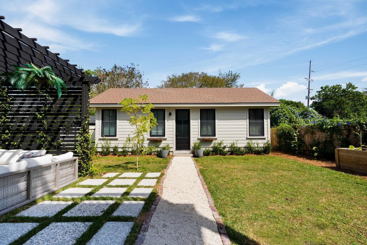 6 Stocker Drive Photo 100