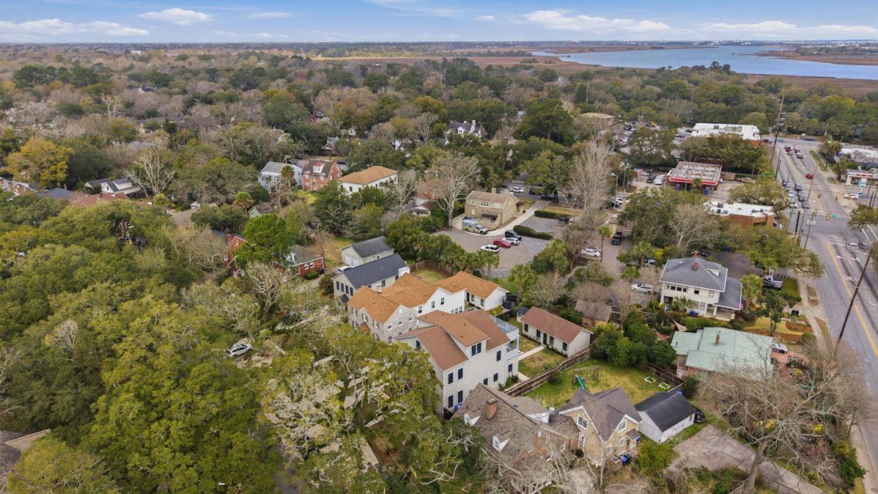 6 Stocker Drive Photo 103