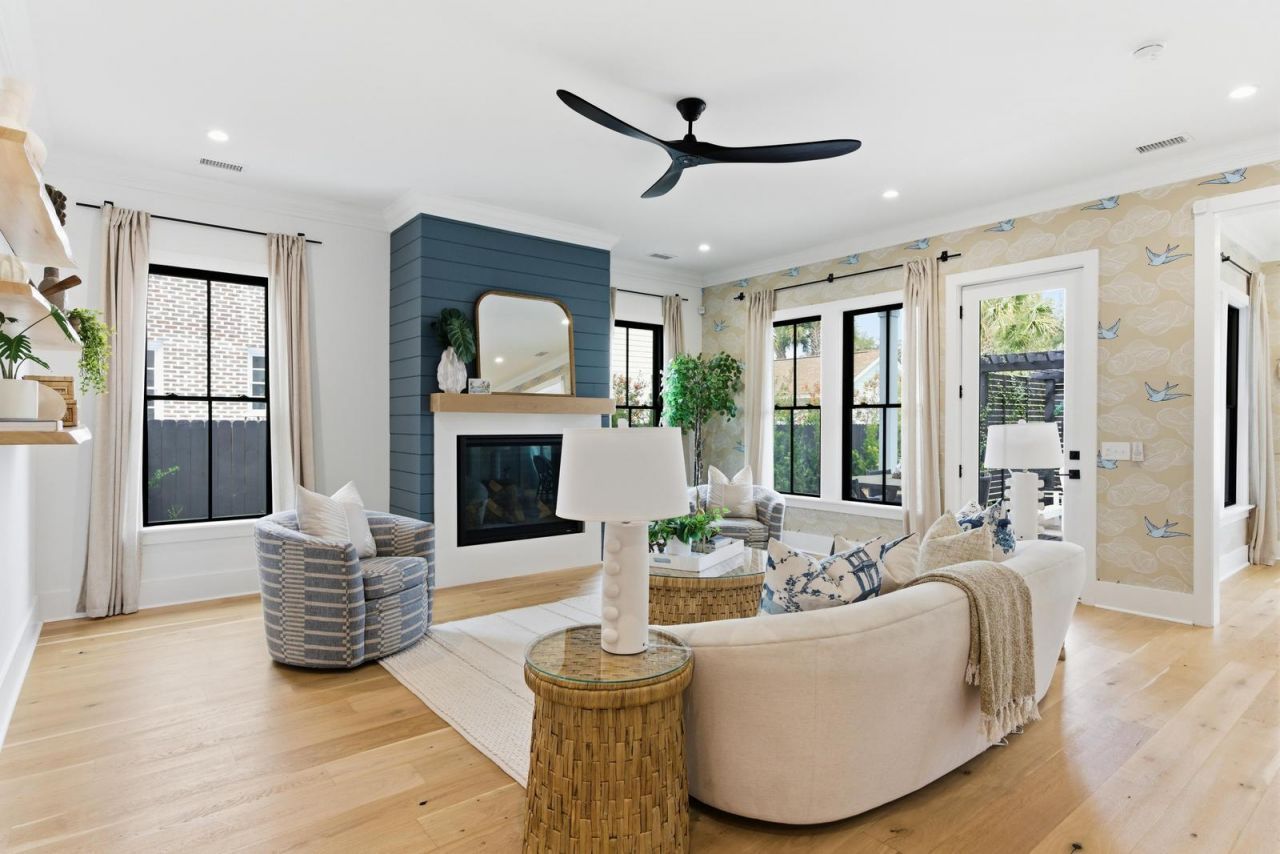 6 Stocker Drive Photo 16