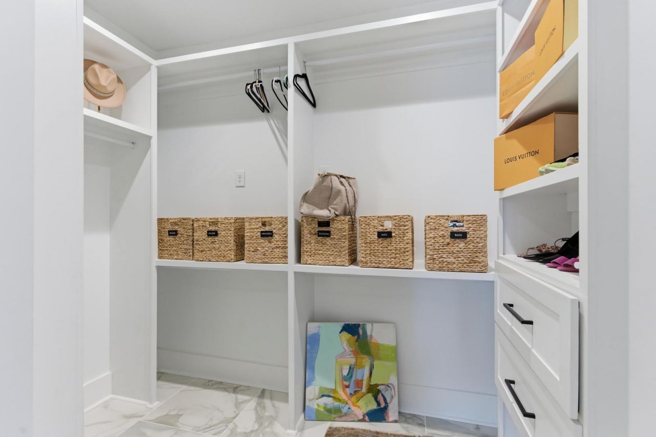 6 Stocker Drive Photo 39