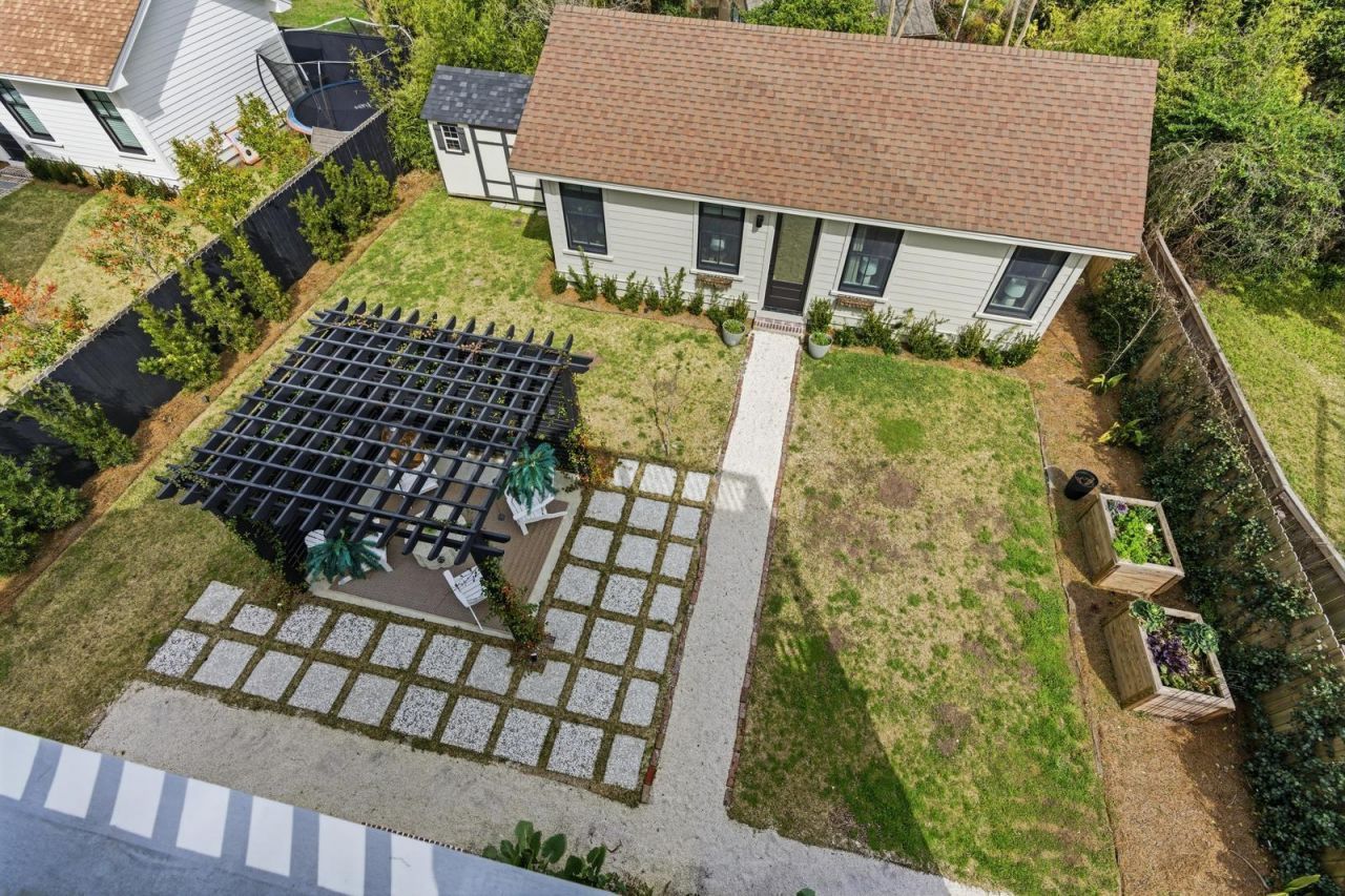 6 Stocker Drive Photo 65