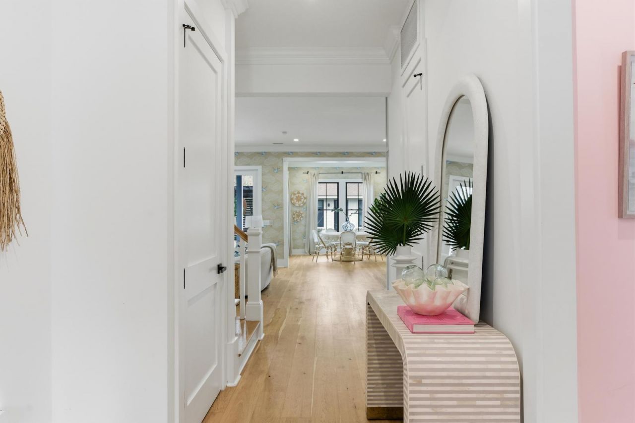 6 Stocker Drive Photo 9