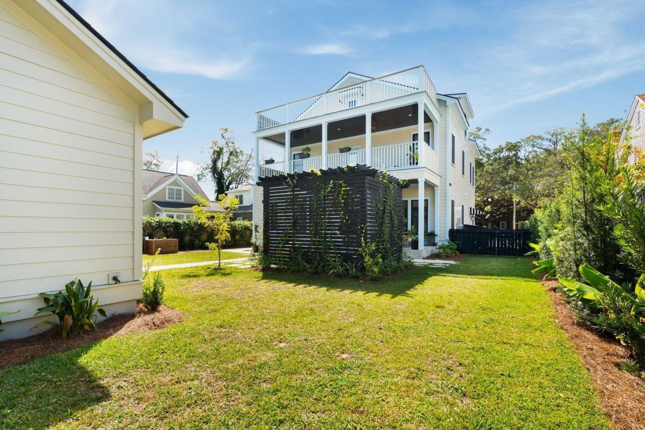 6 Stocker Drive Photo 98