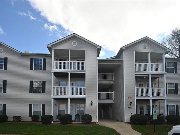 905 Hanahan Court, Unit 2A, Greensboro, NC 27409