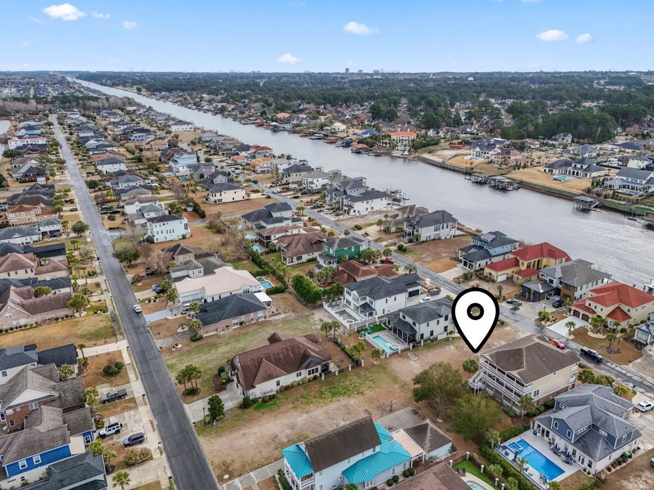 821 Waterton Ave.  Photo 10