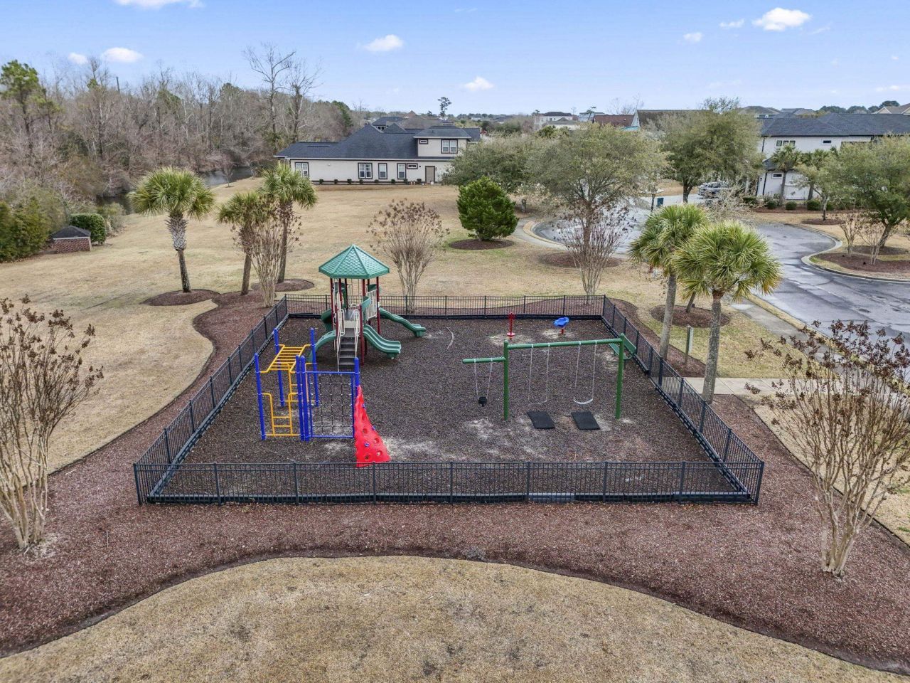 821 Waterton Ave.  Photo 6