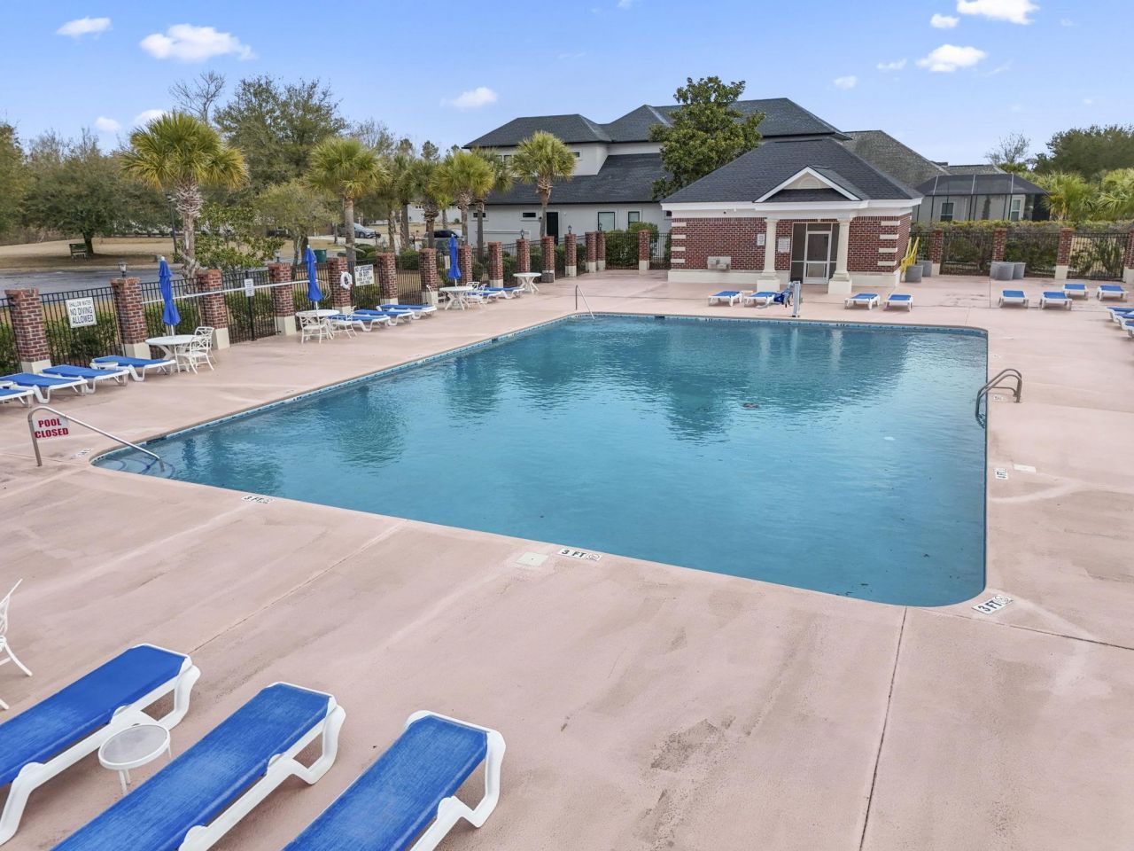 821 Waterton Ave.  Photo 7