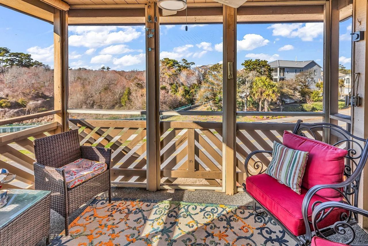 609 Hillside Dr. S  Photo 27