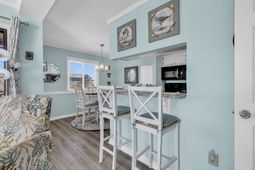 609 Hillside Dr. S  photo 4