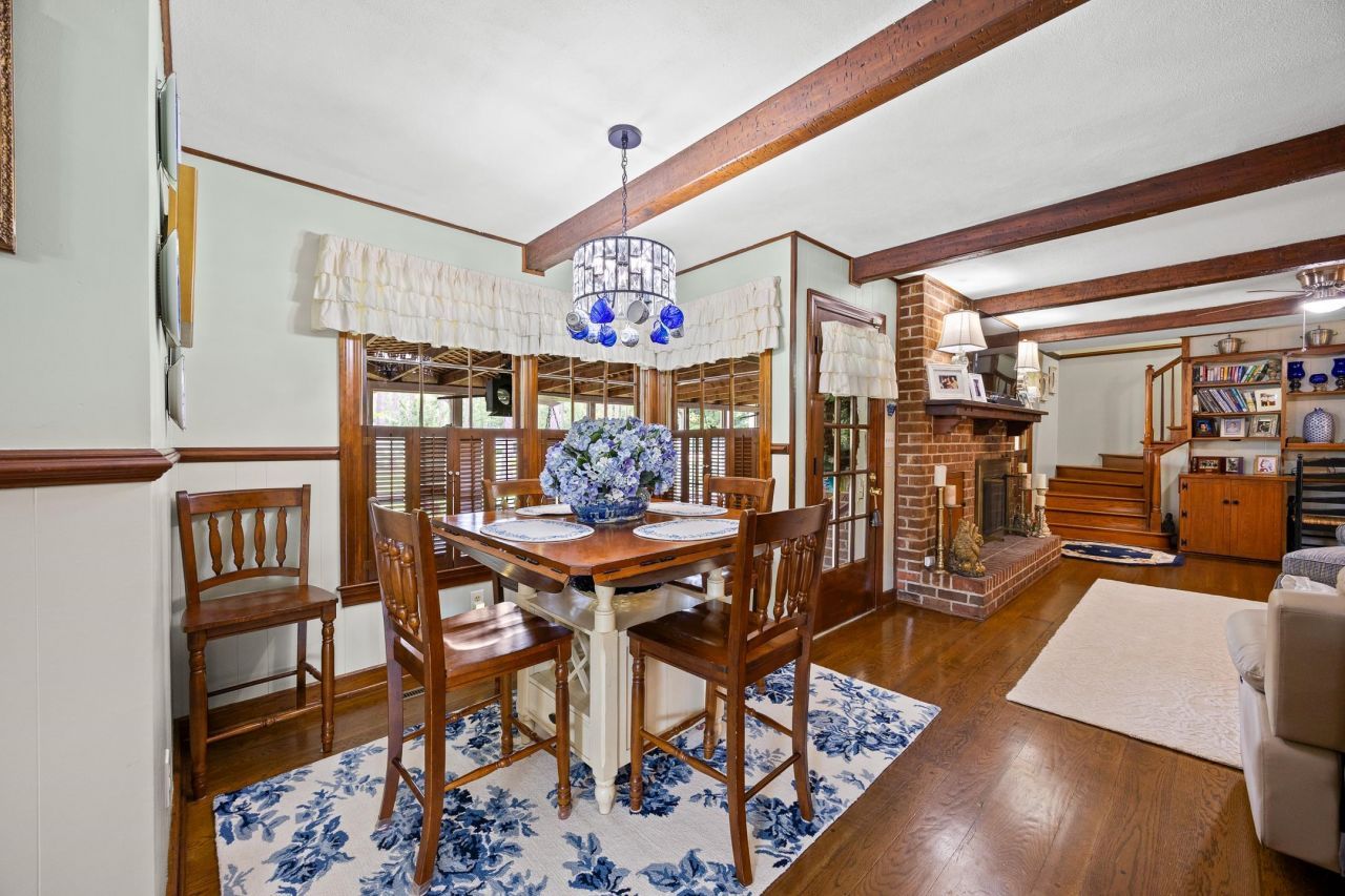 481 Fox Bay Rd.  Photo 10