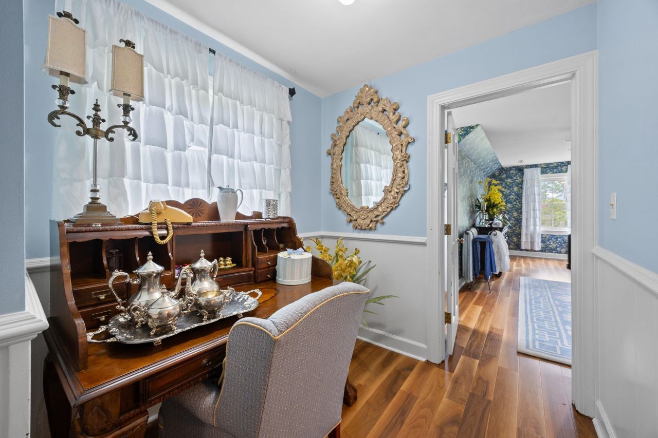 481 Fox Bay Rd.  Photo 26