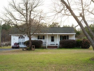 2064 Martin St. , Loris, SC 29569