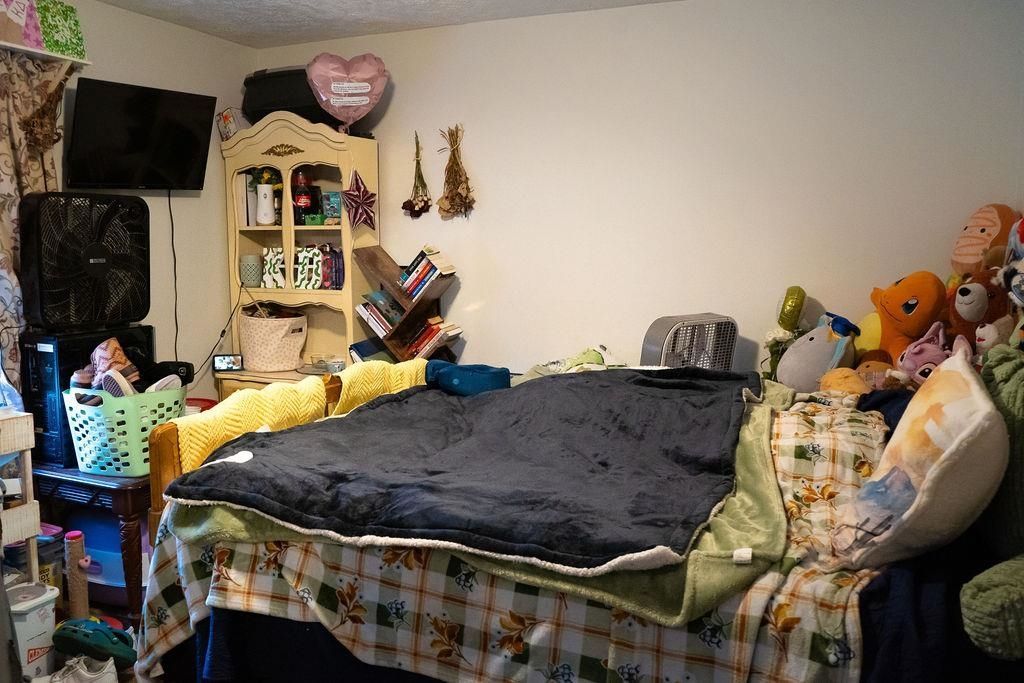 2064 Martin St.  Photo 9