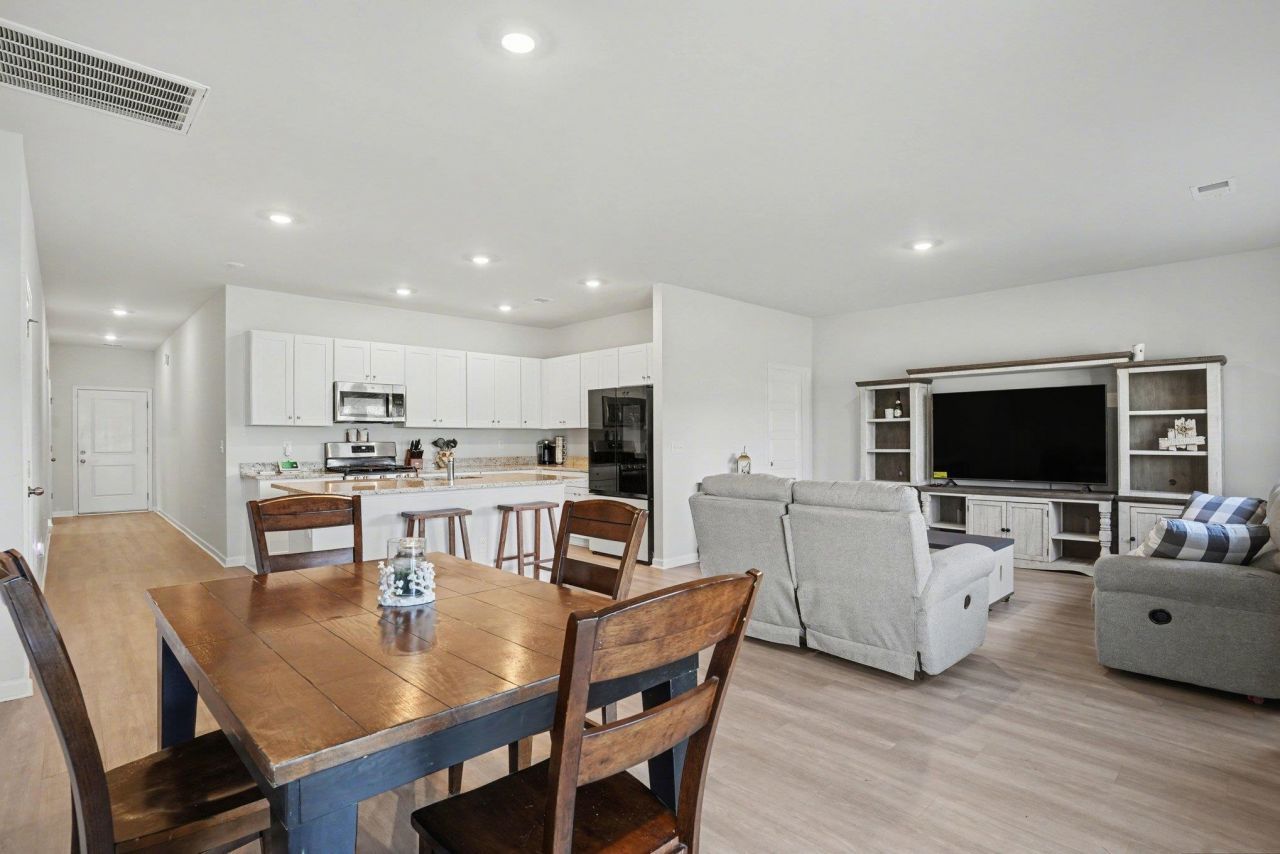 722 Colt Ct. Photo 10