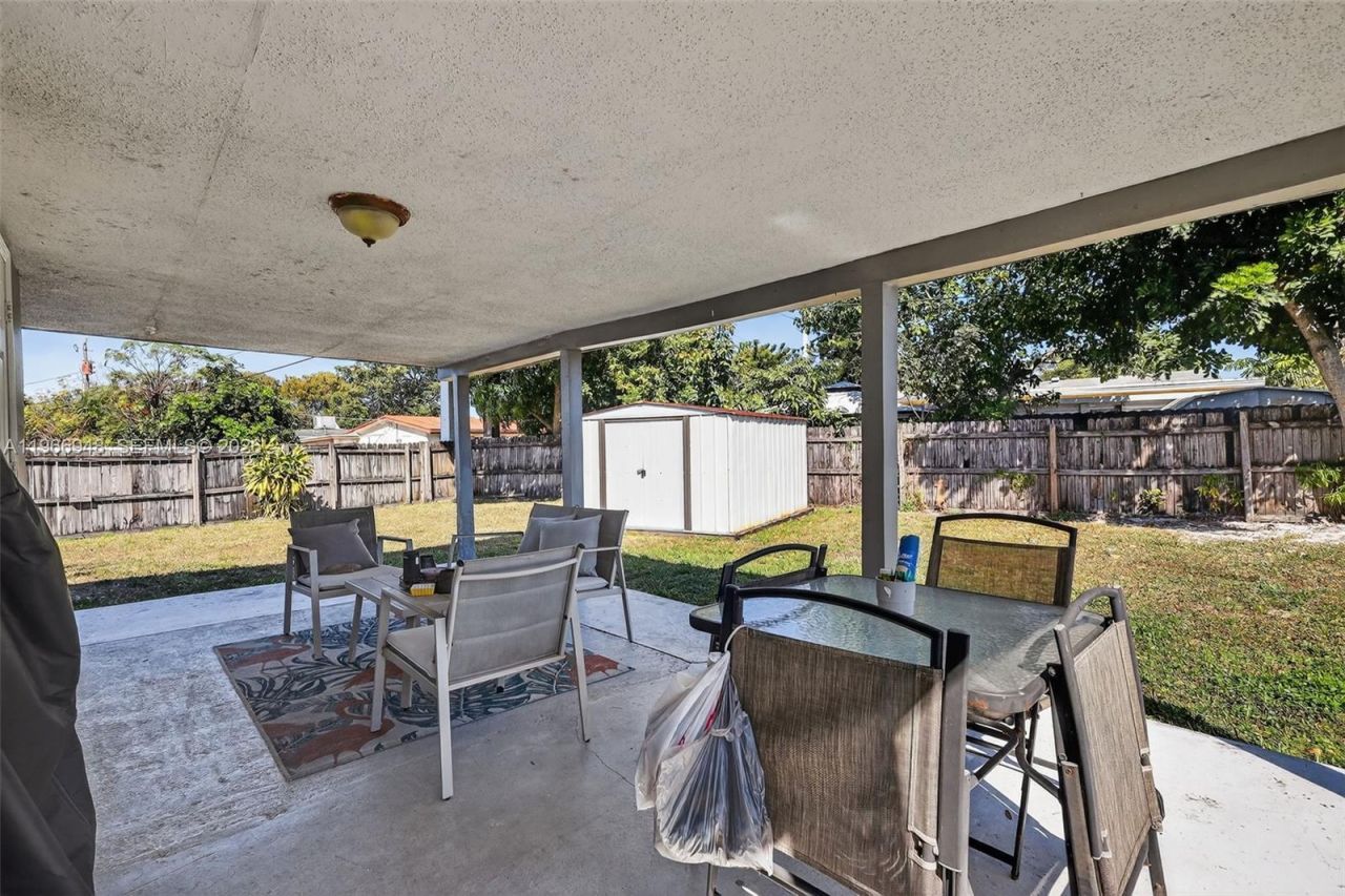 6791 Scott St, Hollywood, FL 33024 Photo