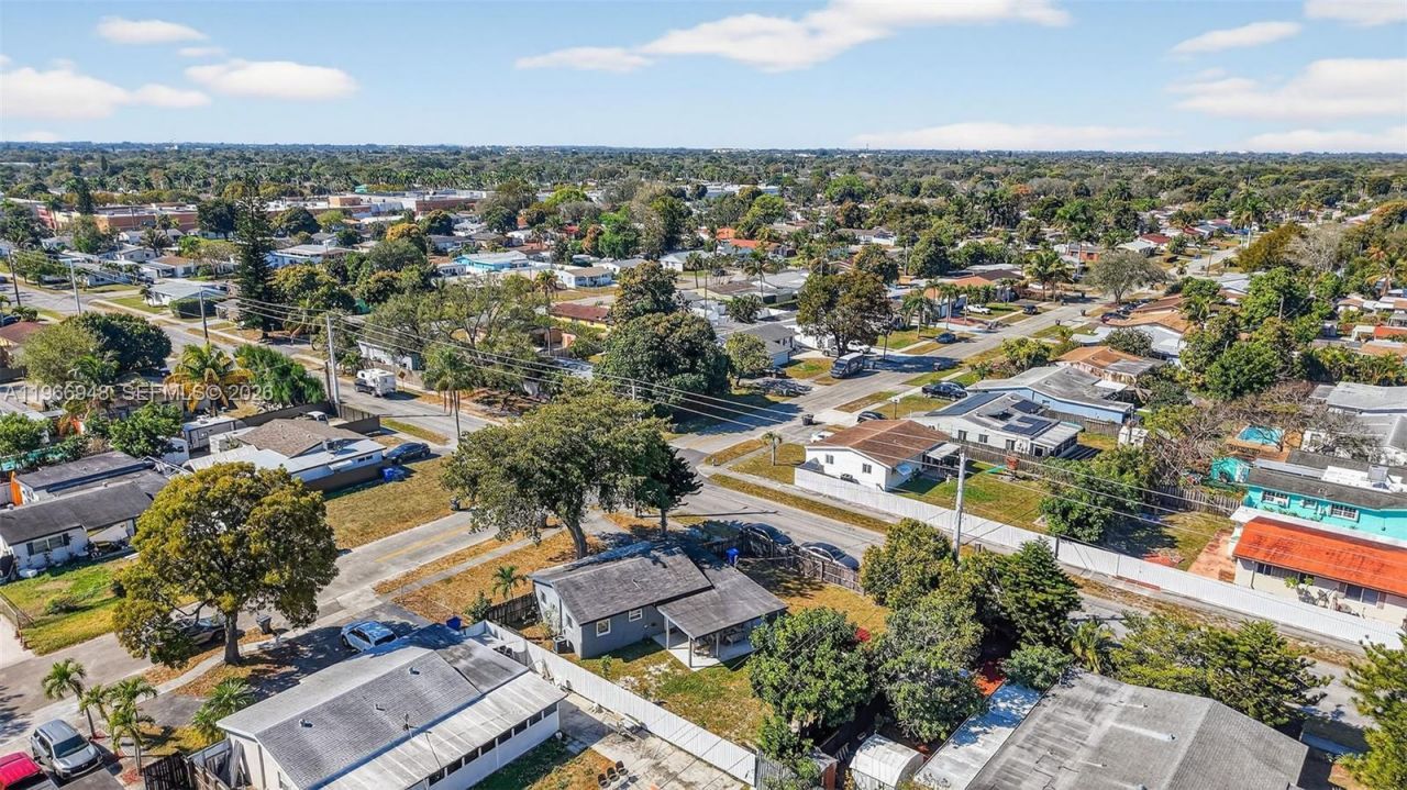 6791 Scott St, Hollywood, FL 33024 Photo