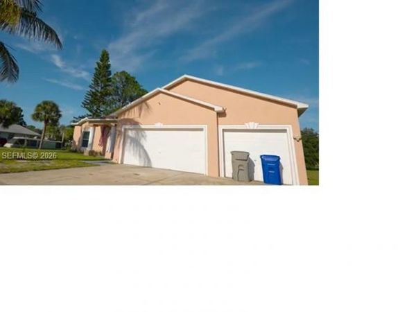 8720 97th Ave, Unit None, Vero Beach, FL 32967