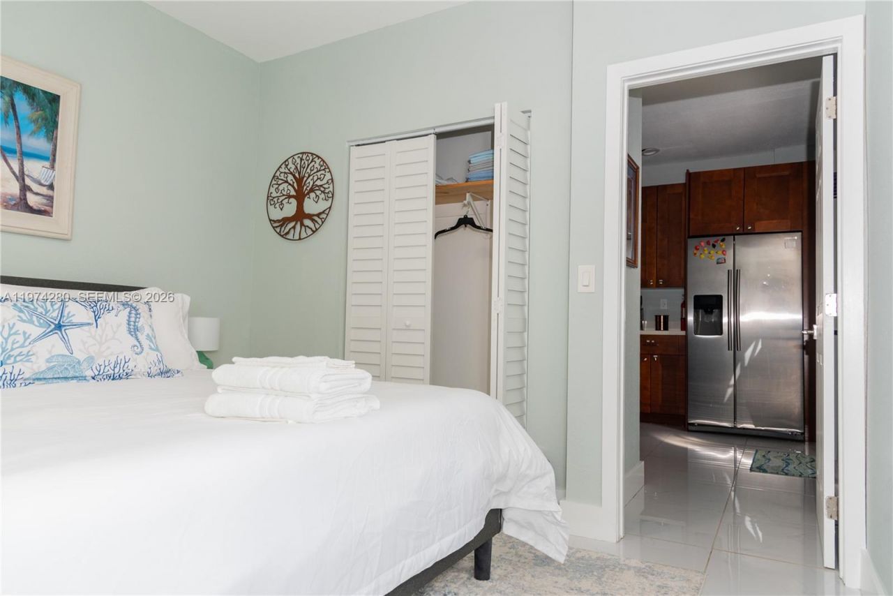 3134 Carter St , Miami, FL 33133 Photo