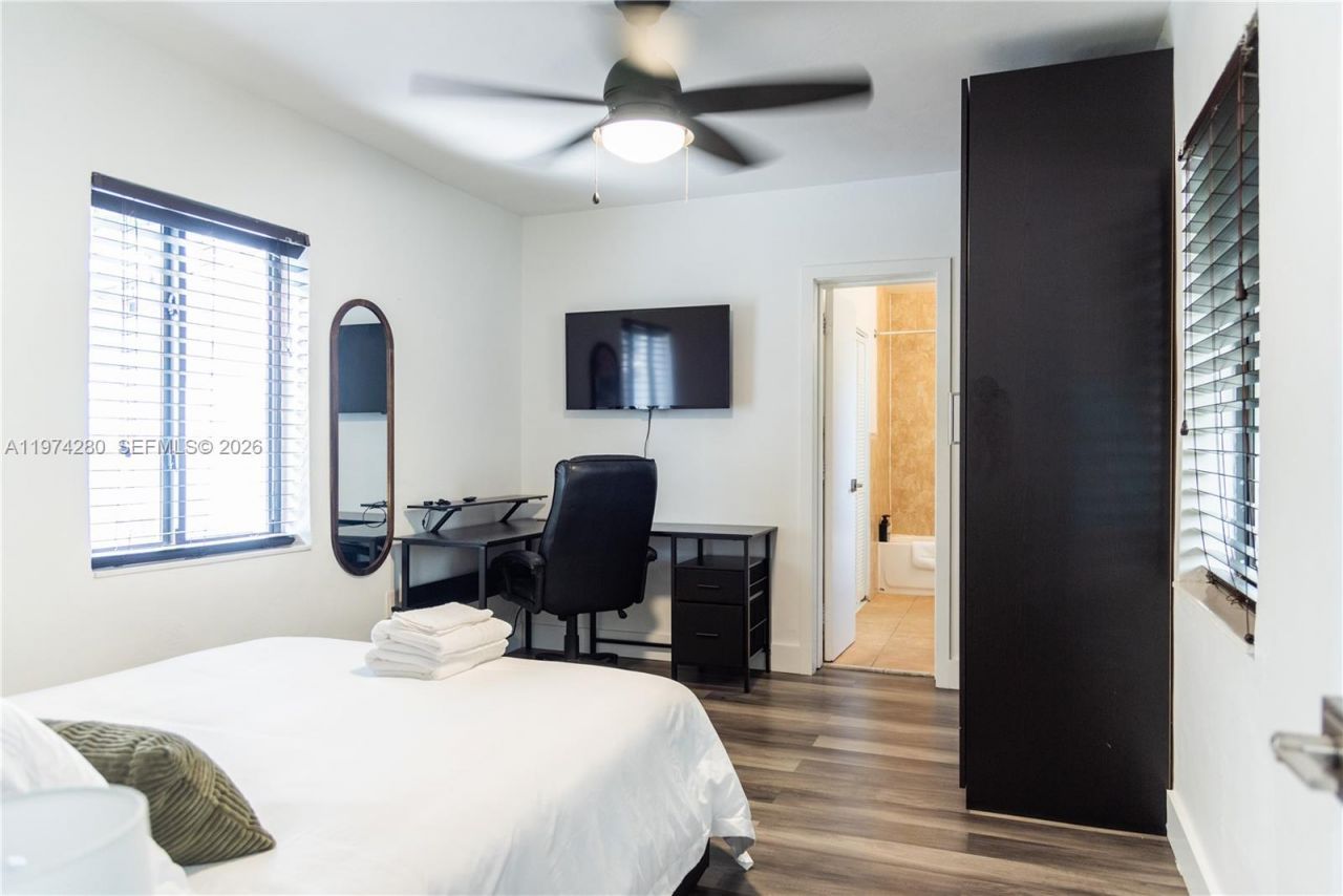 3134 Carter St , Miami, FL 33133 Photo