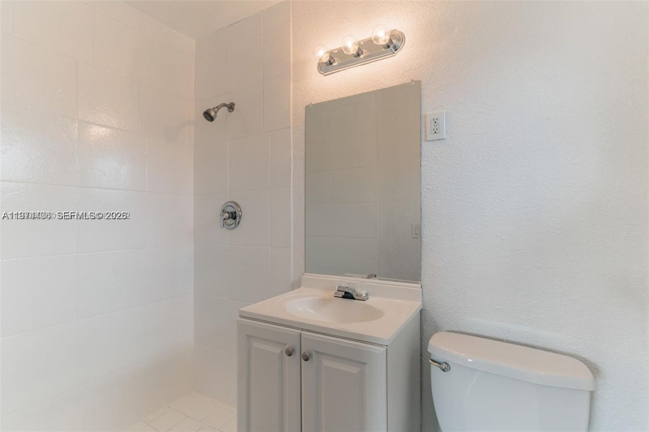 650 SW 29th Ave, Fort Lauderdale, FL 33312 Photo