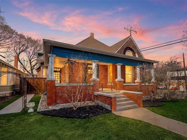 1700 Fairmount Avenue, Fort Worth, TX 76110