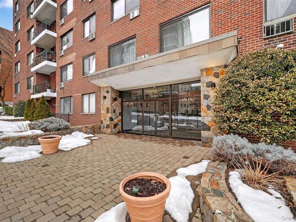 25 Lake Street , Unit 3D, White Plains, NY 10603