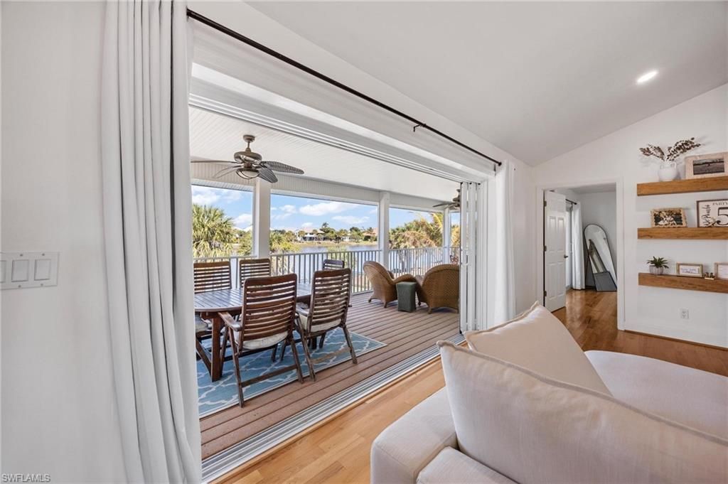 425 Lake Murex Cir, Sanibel, FL 33957 Photo