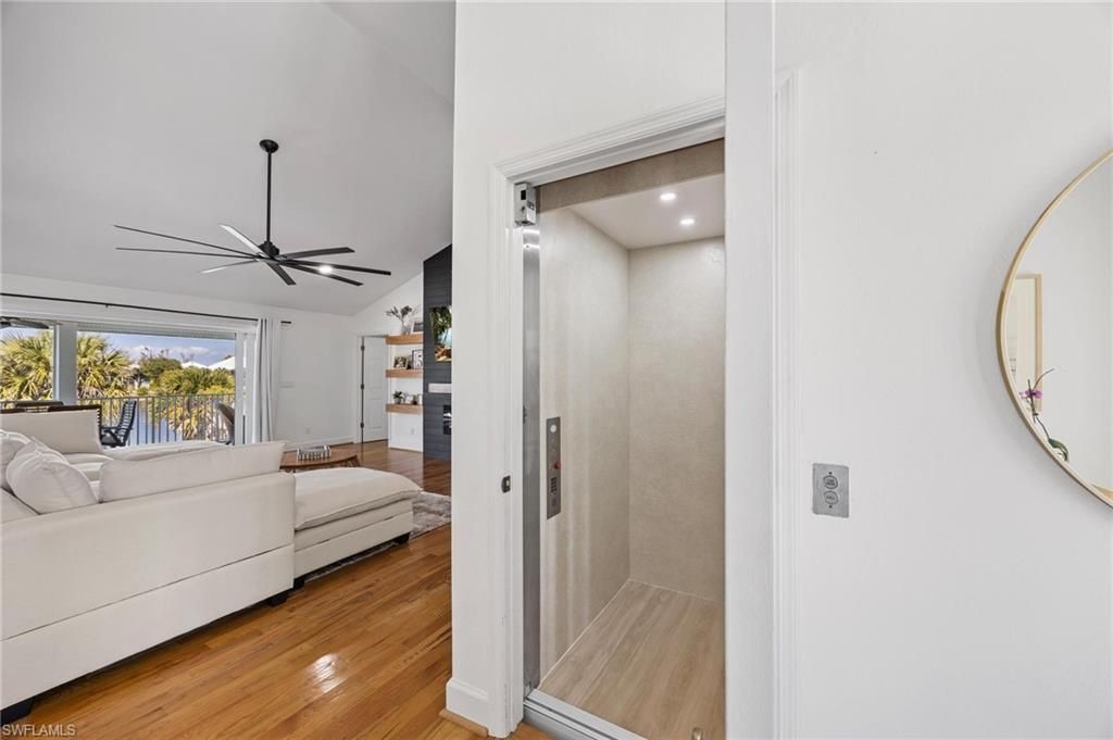 425 Lake Murex Cir, Sanibel, FL 33957 Photo